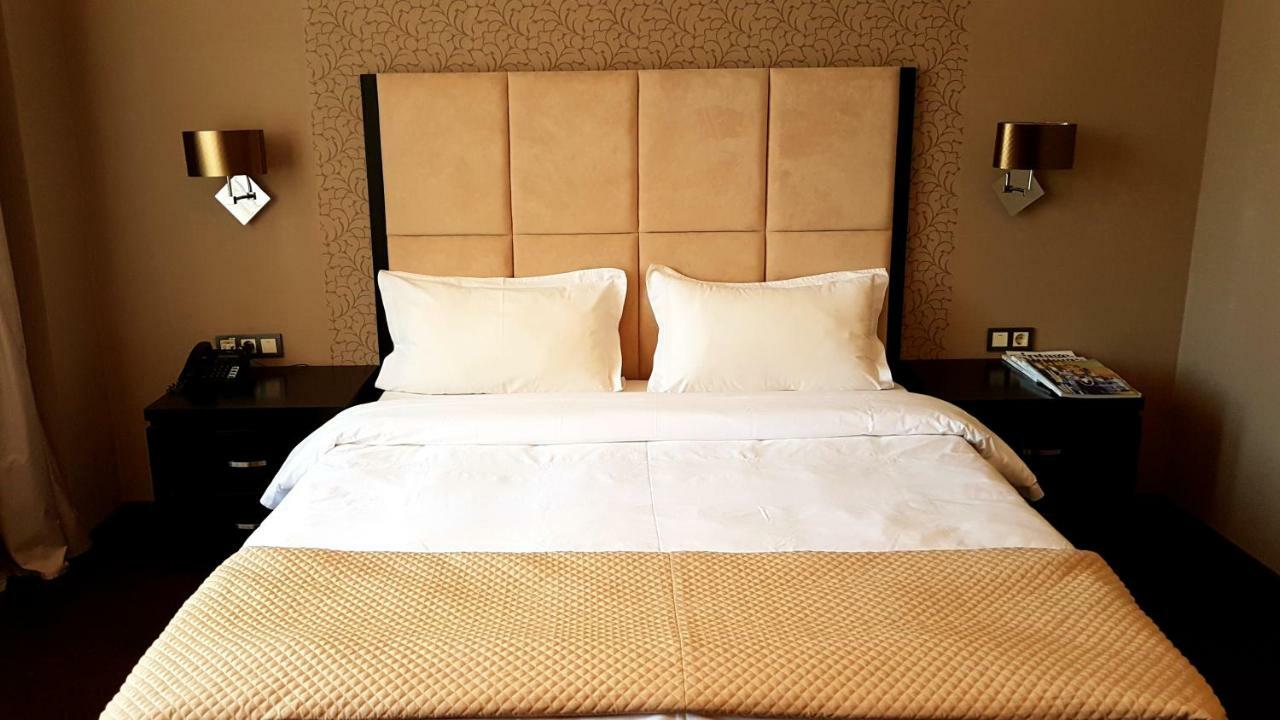 Jelsominohotel Astana Bagian luar foto