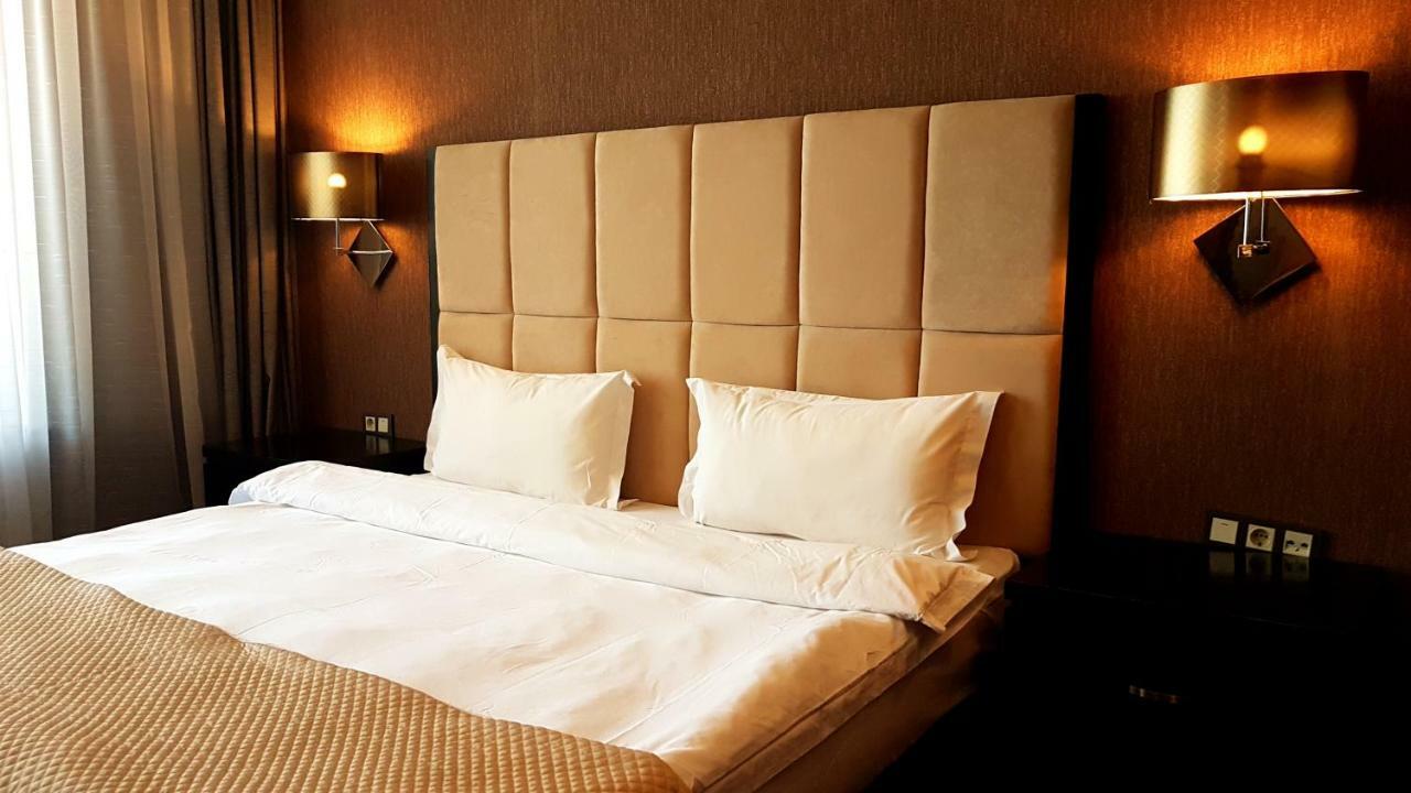 Jelsominohotel Astana Bagian luar foto