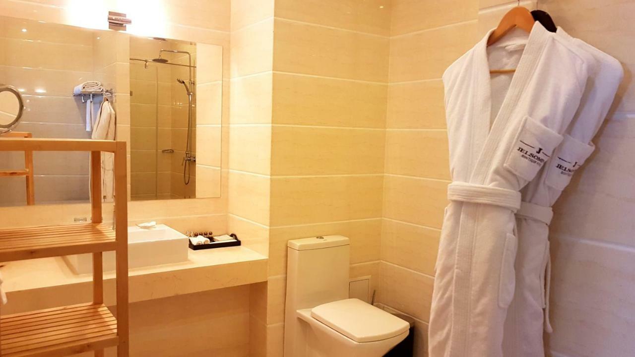 Jelsominohotel Astana Bagian luar foto