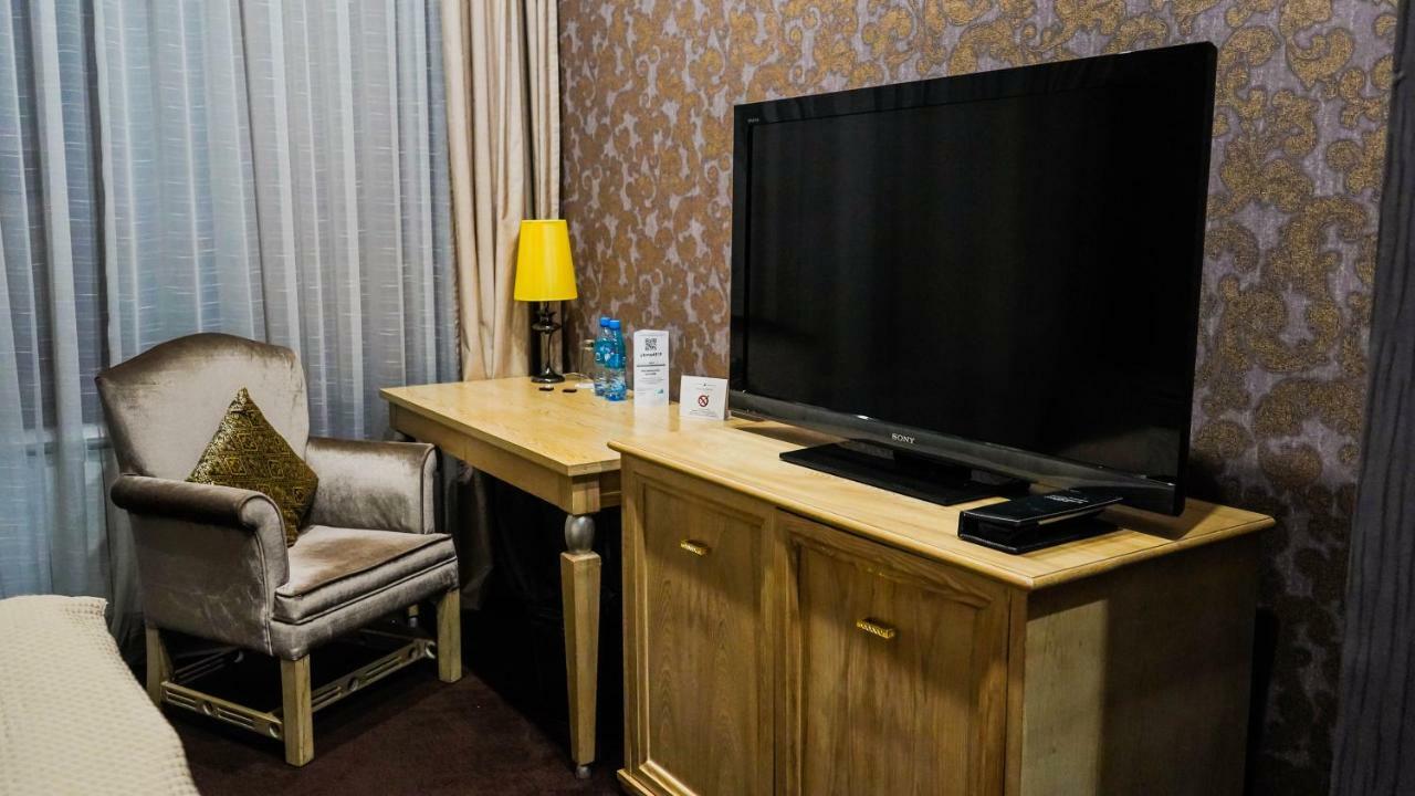 Jelsominohotel Astana Bagian luar foto