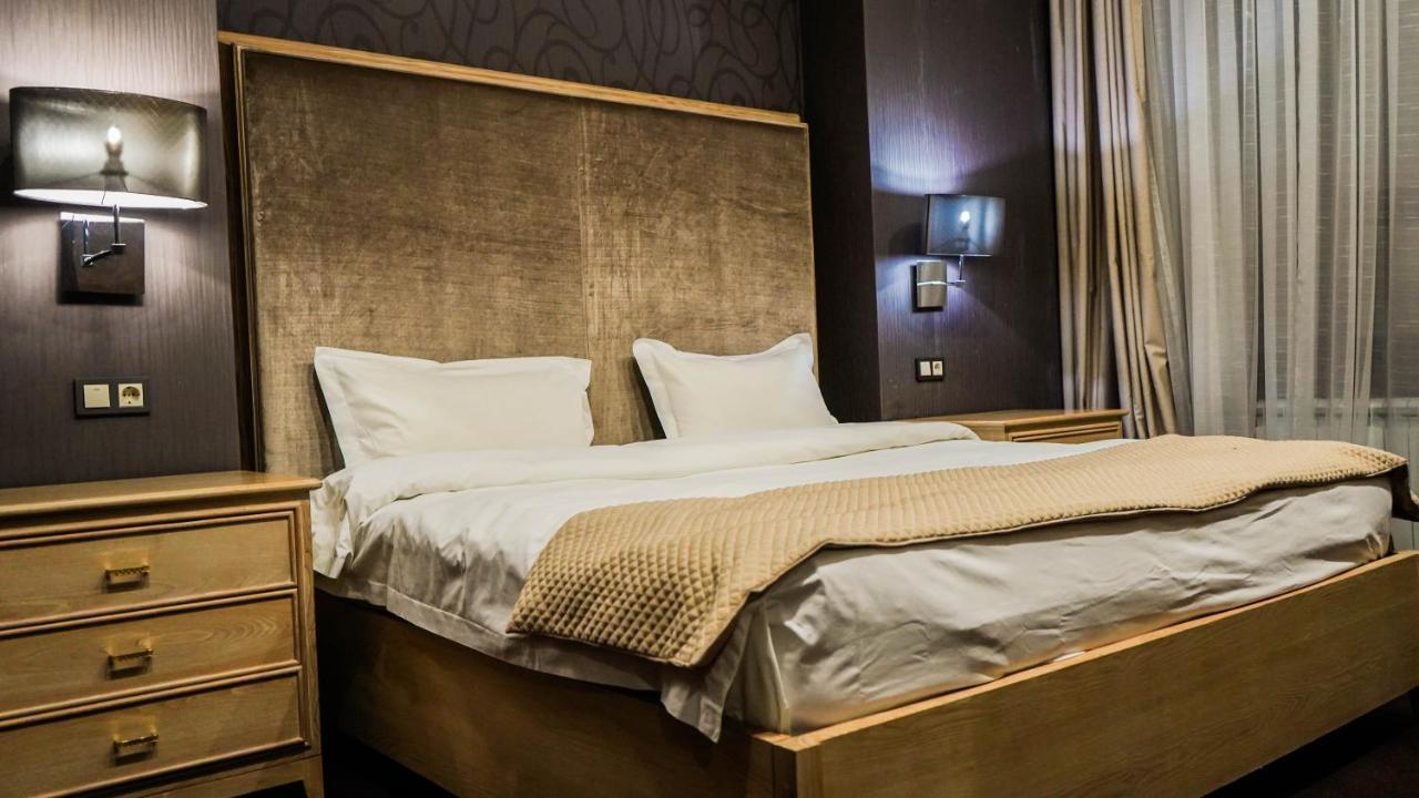 Jelsominohotel Astana Bagian luar foto