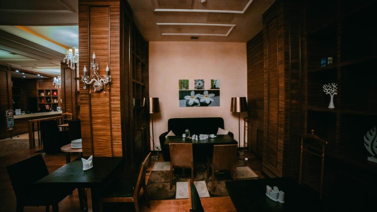 Jelsominohotel Astana Bagian luar foto